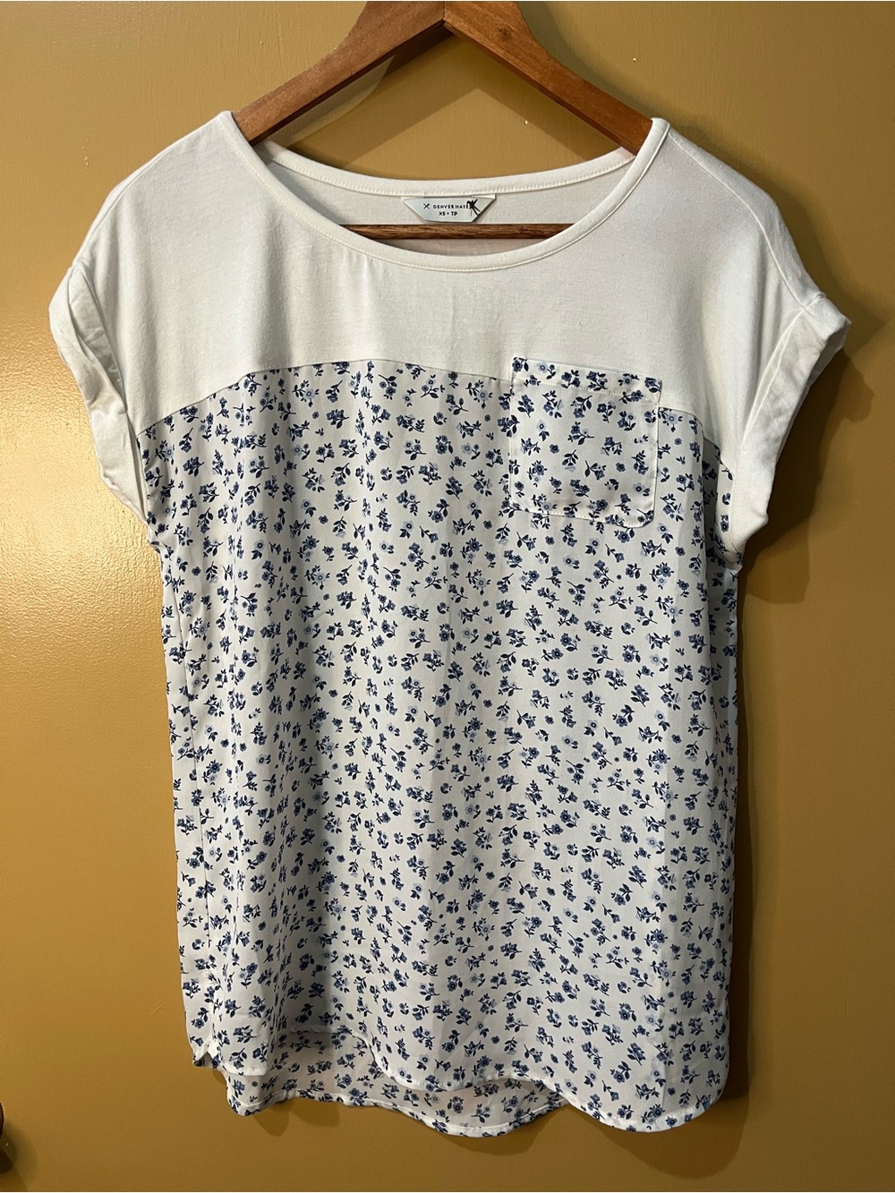 Denver Hayes White Top with Blue Floral Print